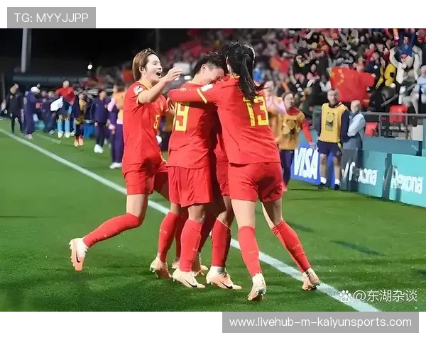 足球行业是否建立女足与男足资源共享制度，女足公司